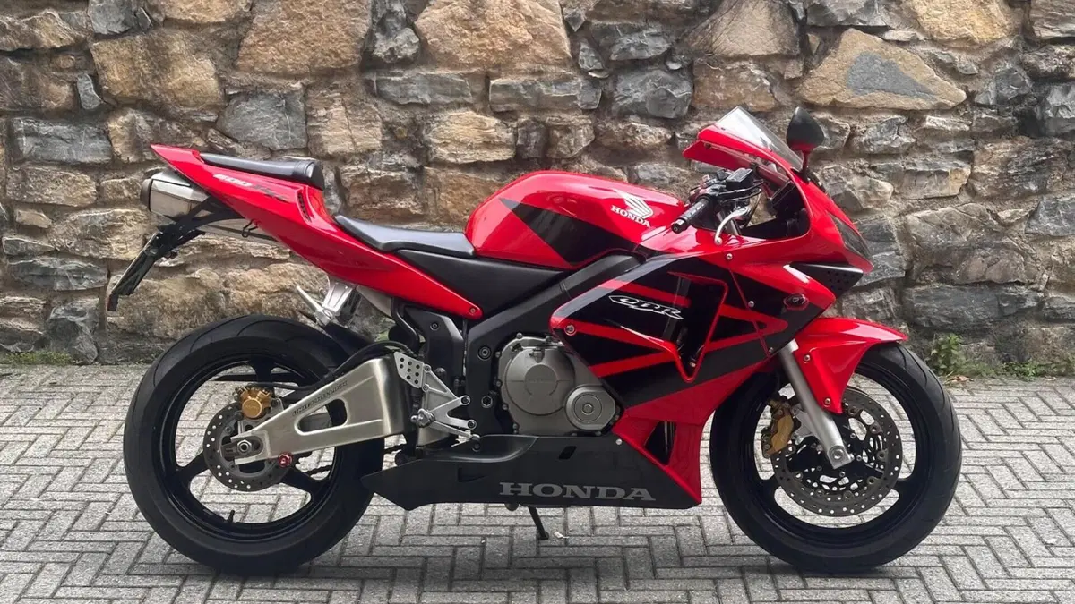 Honda CBR 600 RR (2003 - 04) 