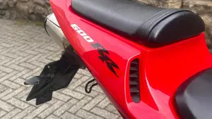Honda CBR 600 RR (2003 - 04)  (3)