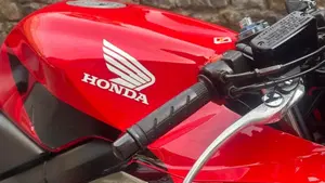 Honda CBR 600 RR (2003 - 04)  (5)