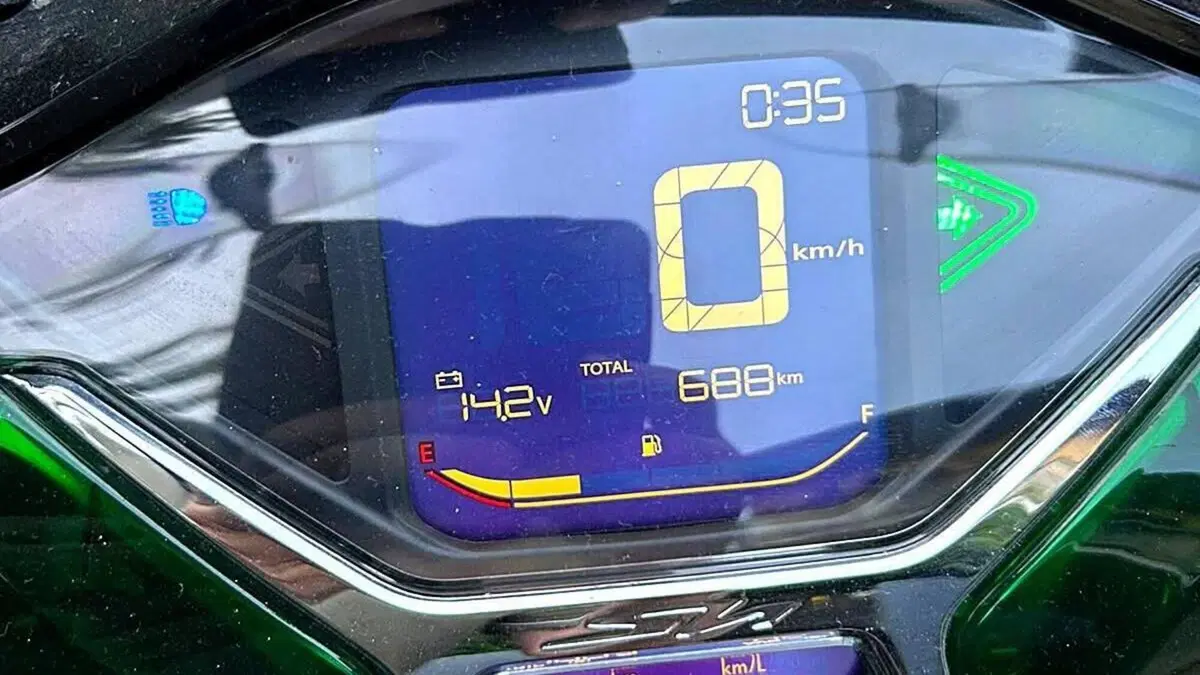 Honda SH 125i Vetro (2024 - 25)  (5)