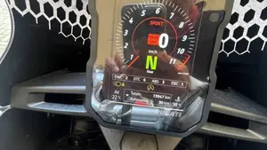 Ducati DesertX (2022 - 25)  (2)