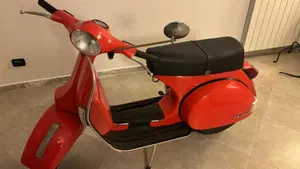Vespa   (6)