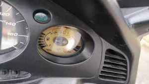Honda Silver Wing 400 (2006 - 09)  (7)