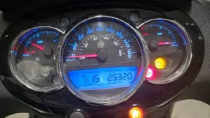 Piaggio Beverly 300 i.e. Police ABS-ASR (2017 - 20)  (2)