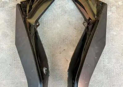 Coppia fianchetti posteriori dx/sx KTM 390 Duke 20 - Annuncio 10124757