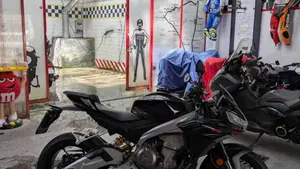 Aprilia Tuono 660 Factory (2022 - 24)  (3)