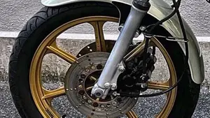 Kawasaki   (7)