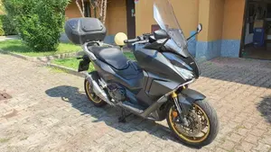 Honda Forza 750 DCT Special Edition (2024)  (4)