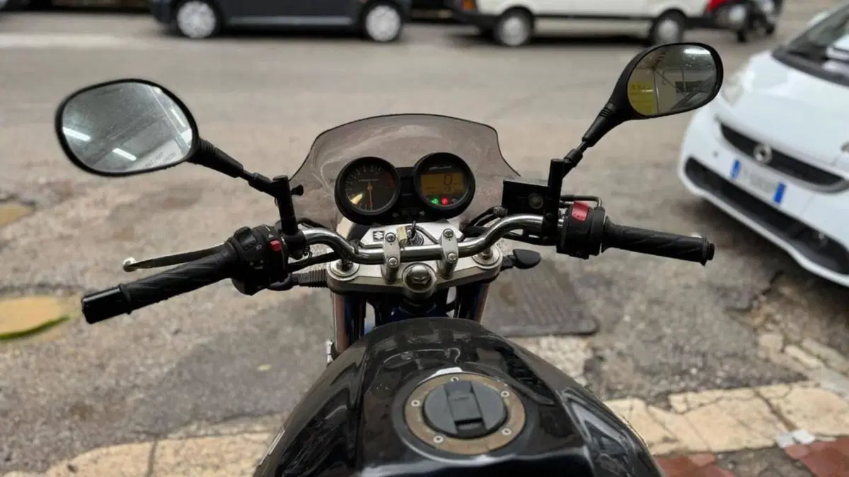 Suzuki GSF 650 Bandit (2006 - 11)  (4)