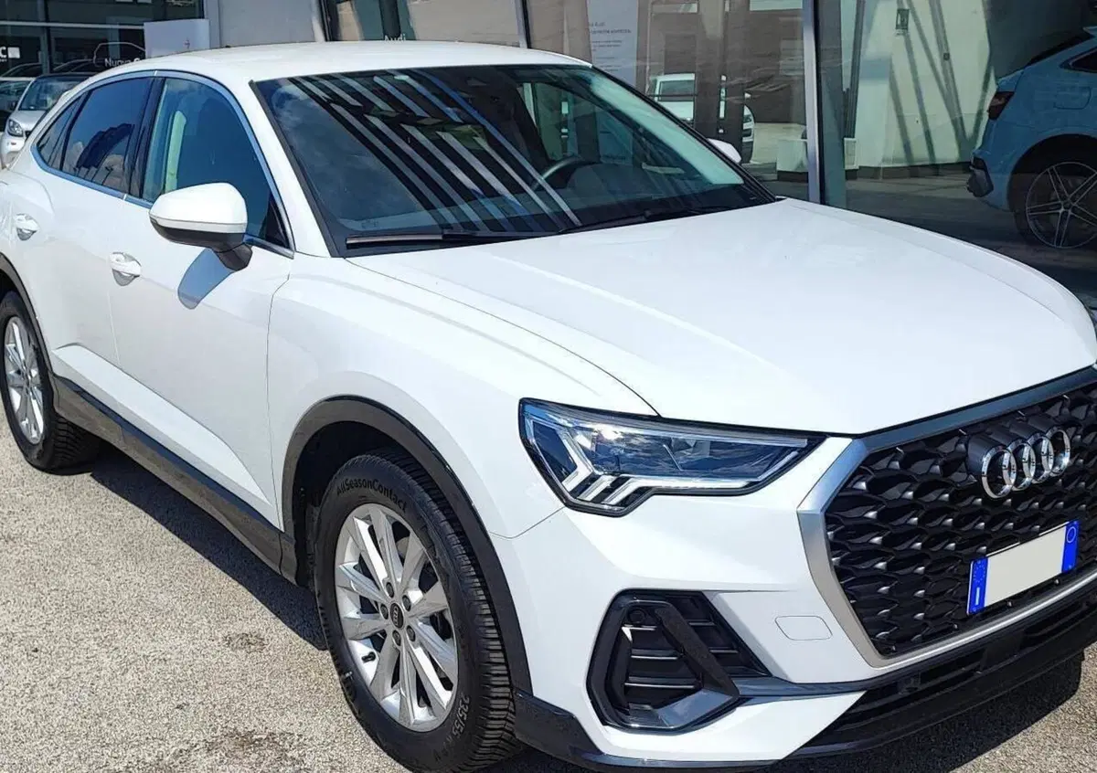 Audi Q3 Sportback 35 1.5 tfsi Business Plus