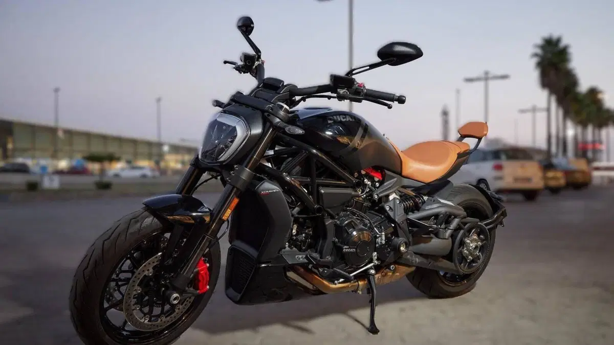 Ducati XDiavel 1262 Nera (2022 - 23)  (2)