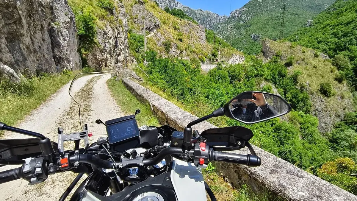 Benelli TRK 702X (2023 - 25)  (4)