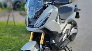 Honda X-ADV 750 (2025 - 27)  (2)