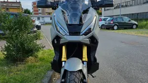 Honda X-ADV 750 (2025 - 27)  (4)