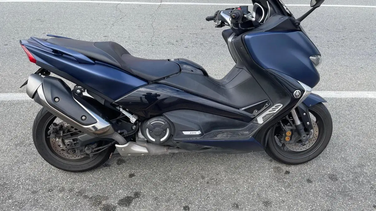 Yamaha T-Max 530 DX (2017 - 19)  (2)