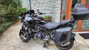 Yamaha Niken 890 GT (2023 - 26)  (2)