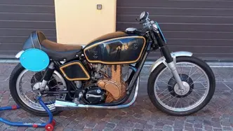 Ajs 
