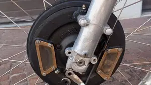 Ajs   (7)