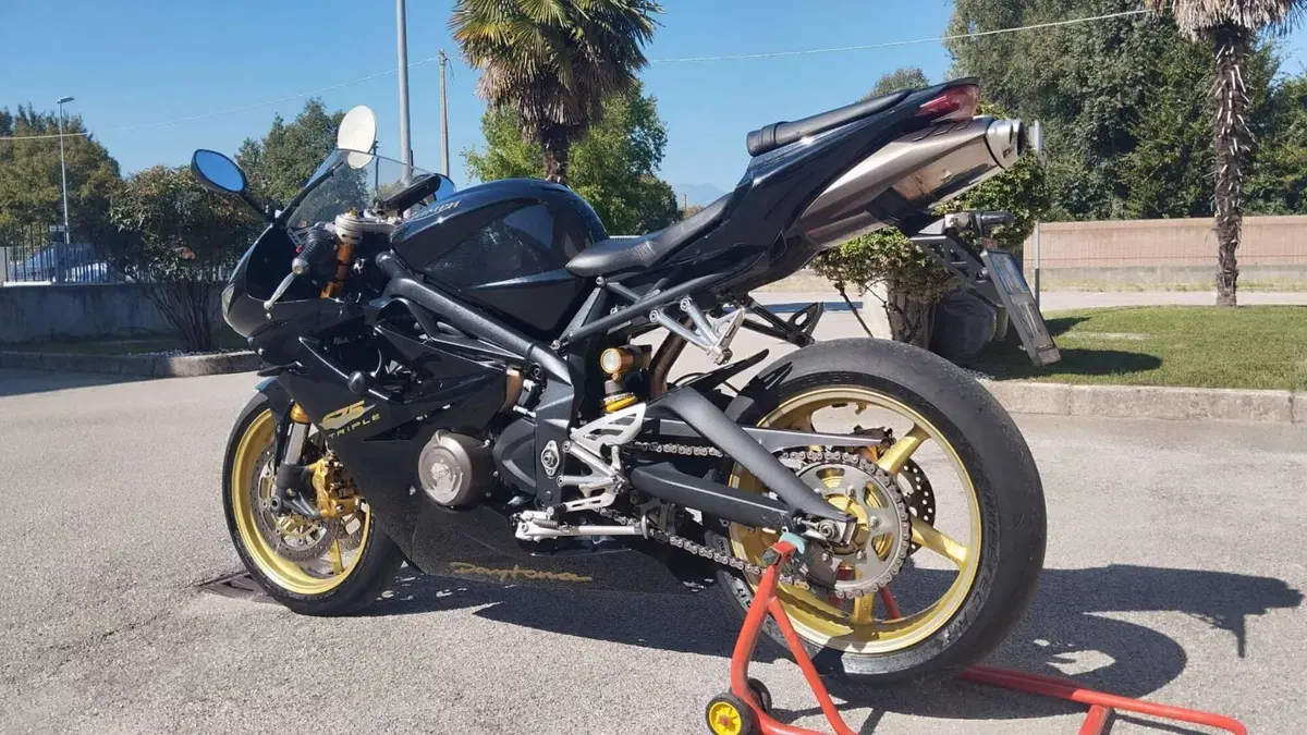 Triumph Daytona 675 (2006 - 08)  (3)