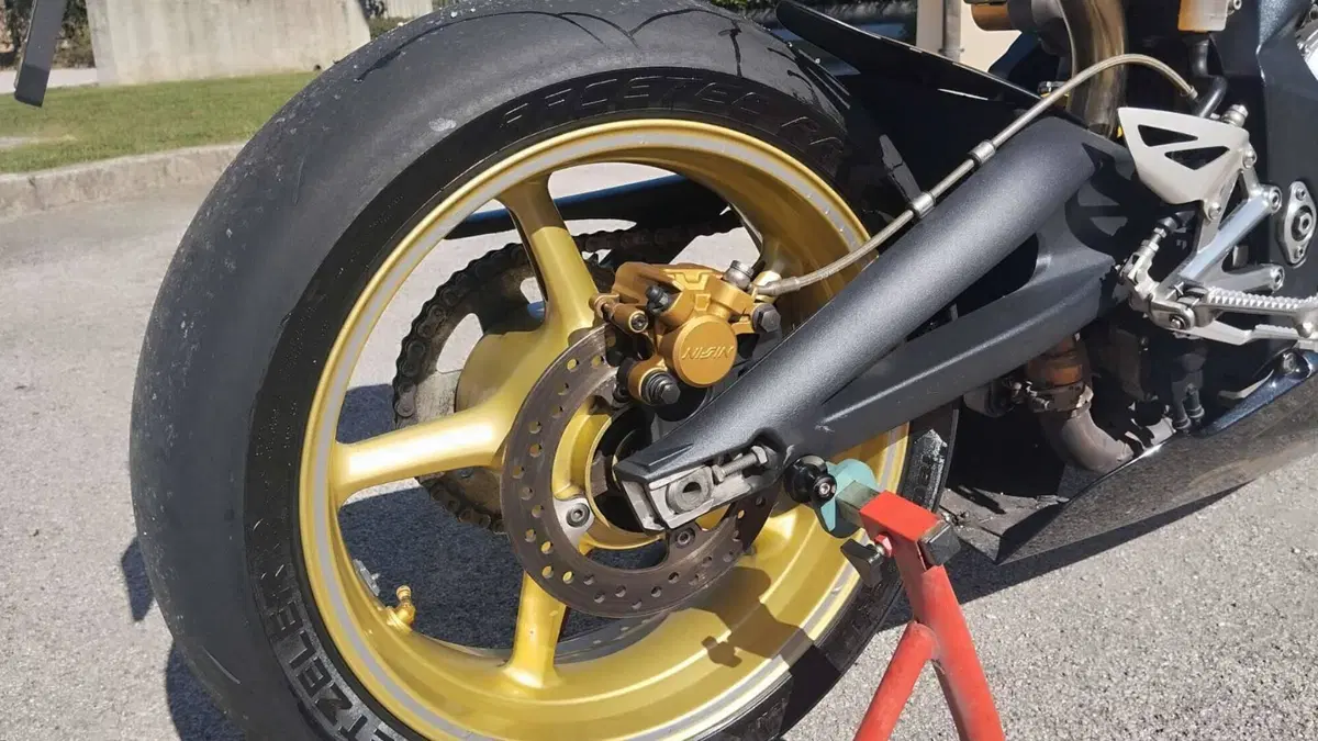 Triumph Daytona 675 (2006 - 08)  (7)