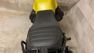 Moto Guzzi V7 850 Stone Special Abs (2021)  (5)