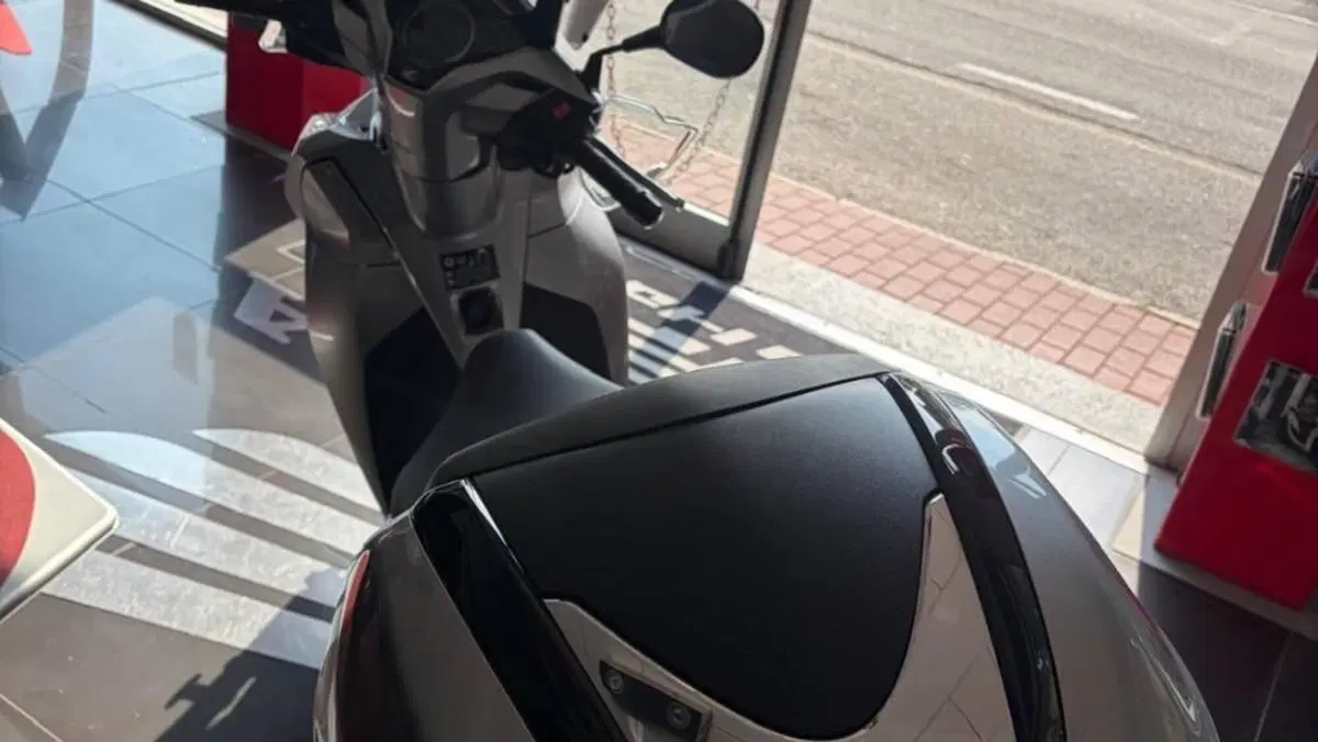 Honda SH 300 i Sport ABS (2018 - 20)  (4)