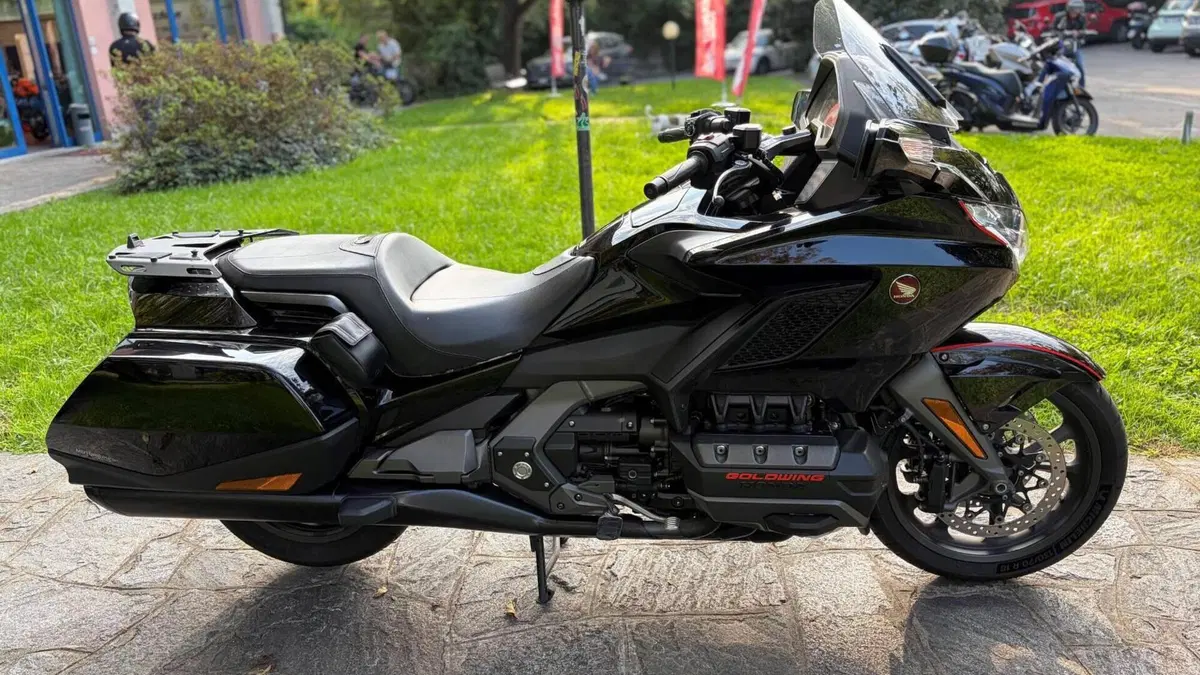 Honda GL 1800 Gold Wing (2018 - 20)  (5)