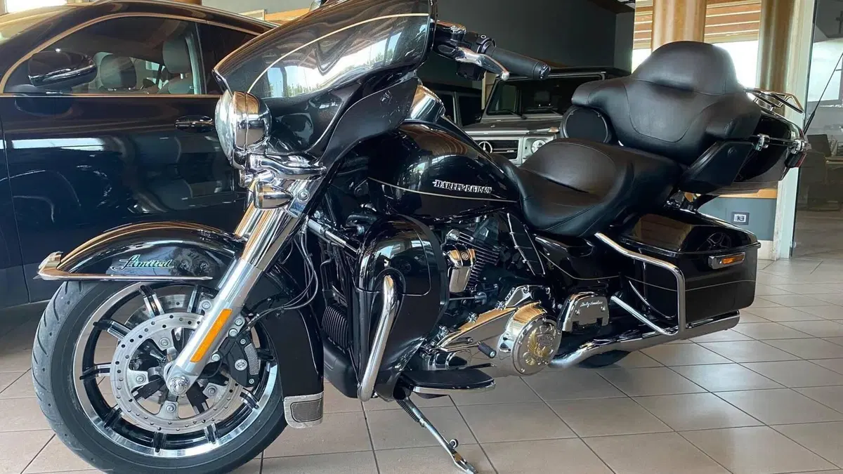 Harley-Davidson 107 Electra Glide Ultra Limited (2017 - 18) - FLHTK  (3)