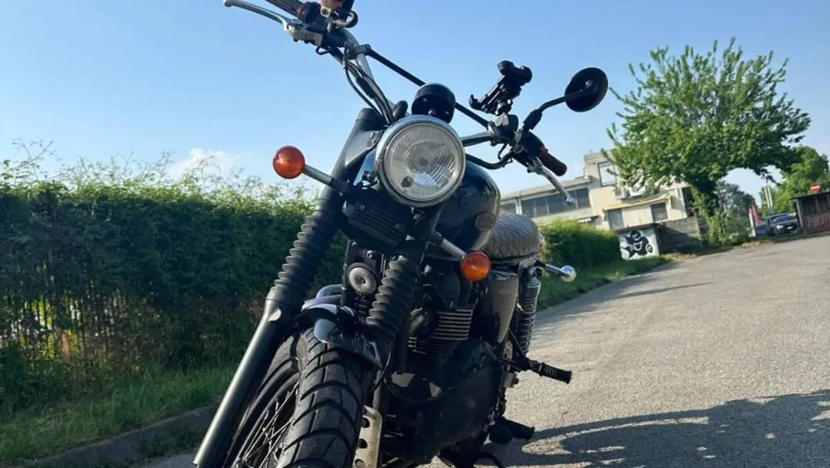 Triumph Scrambler (2006 - 17)  (3)