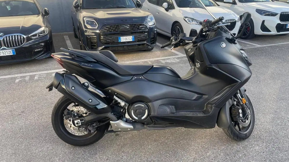 Yamaha T-Max 560 (2022 - 24) 