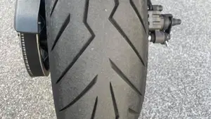 Yamaha T-Max 560 (2022 - 24)  (6)