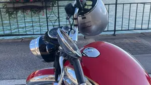 Royal Enfield Classic 350 (2021 - 26)  (4)