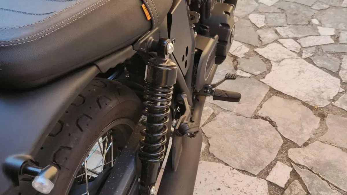 Brixton Motorcycles Cromwell 1200 (2022 - 26)  (4)