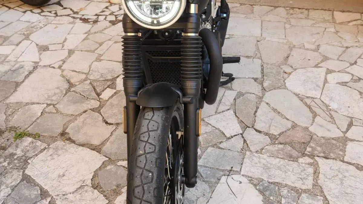 Brixton Motorcycles Cromwell 1200 (2022 - 26)  (8)