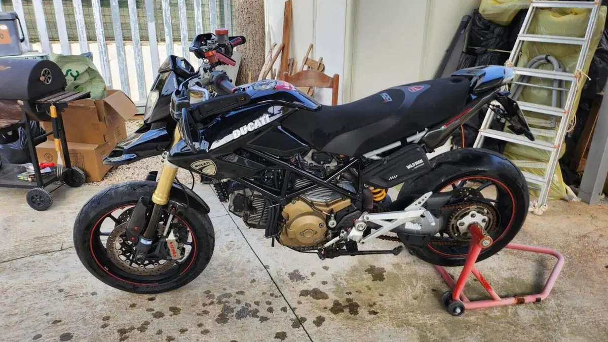 Ducati Hypermotard 1100 S (2007 - 09)  (2)