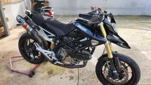 Ducati Hypermotard 1100 S (2007 - 09)  (3)