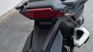 Honda X-ADV 750 DCT (2021 - 24)  (3)