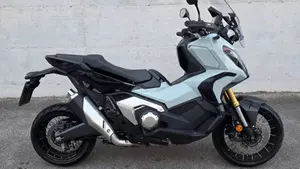 Honda X-ADV 750 DCT (2021 - 24)  (9)