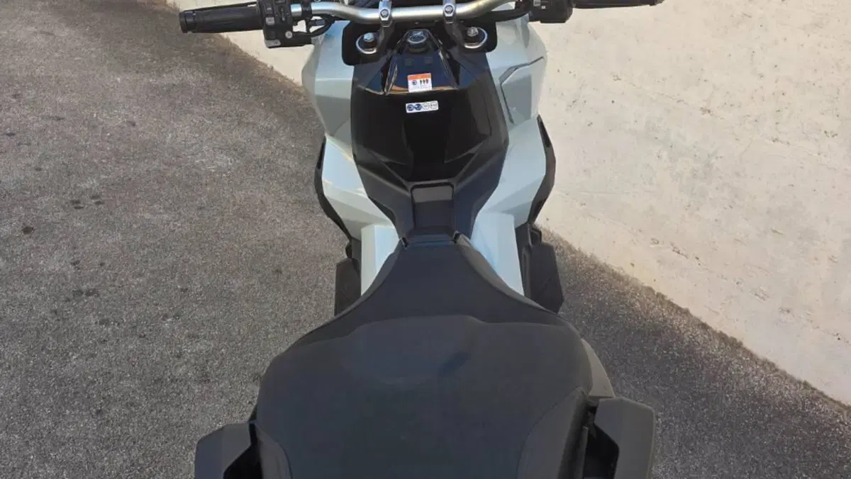 Honda X-ADV 750 DCT (2021 - 24)  (10)