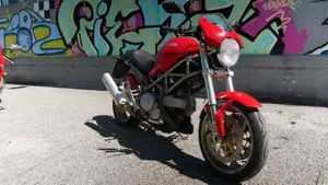 Ducati Monster 620 I.E (2002) 