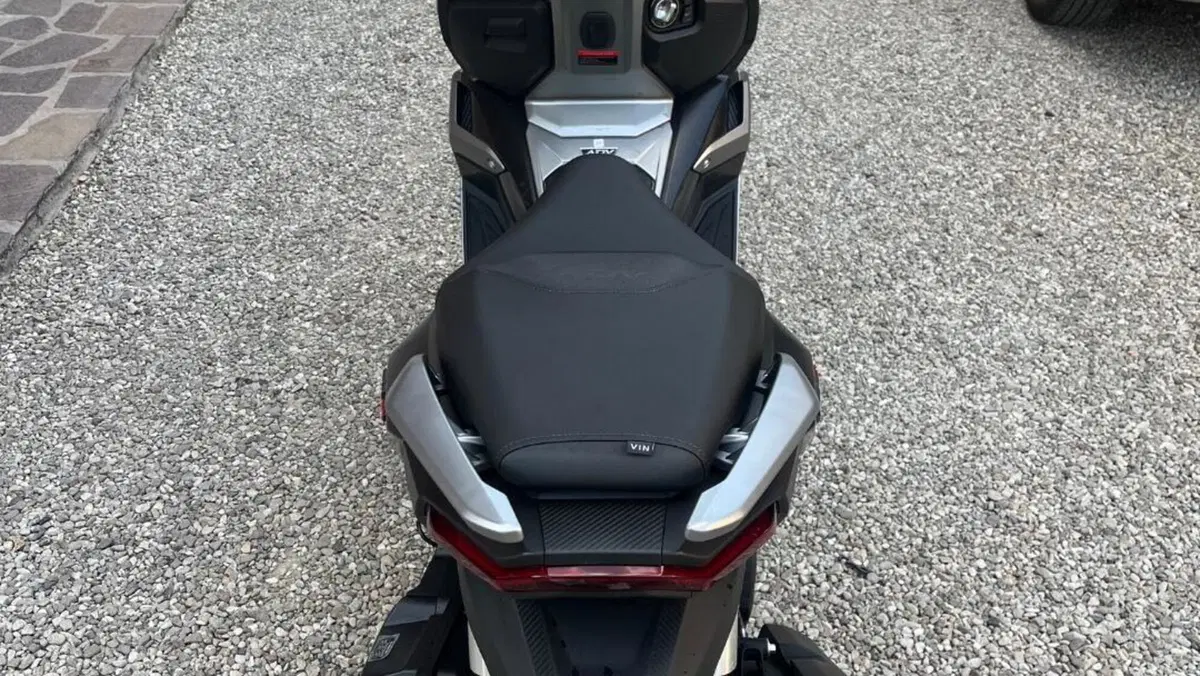 Voge Sfida SR1 ADV (2023 - 26)  (6)
