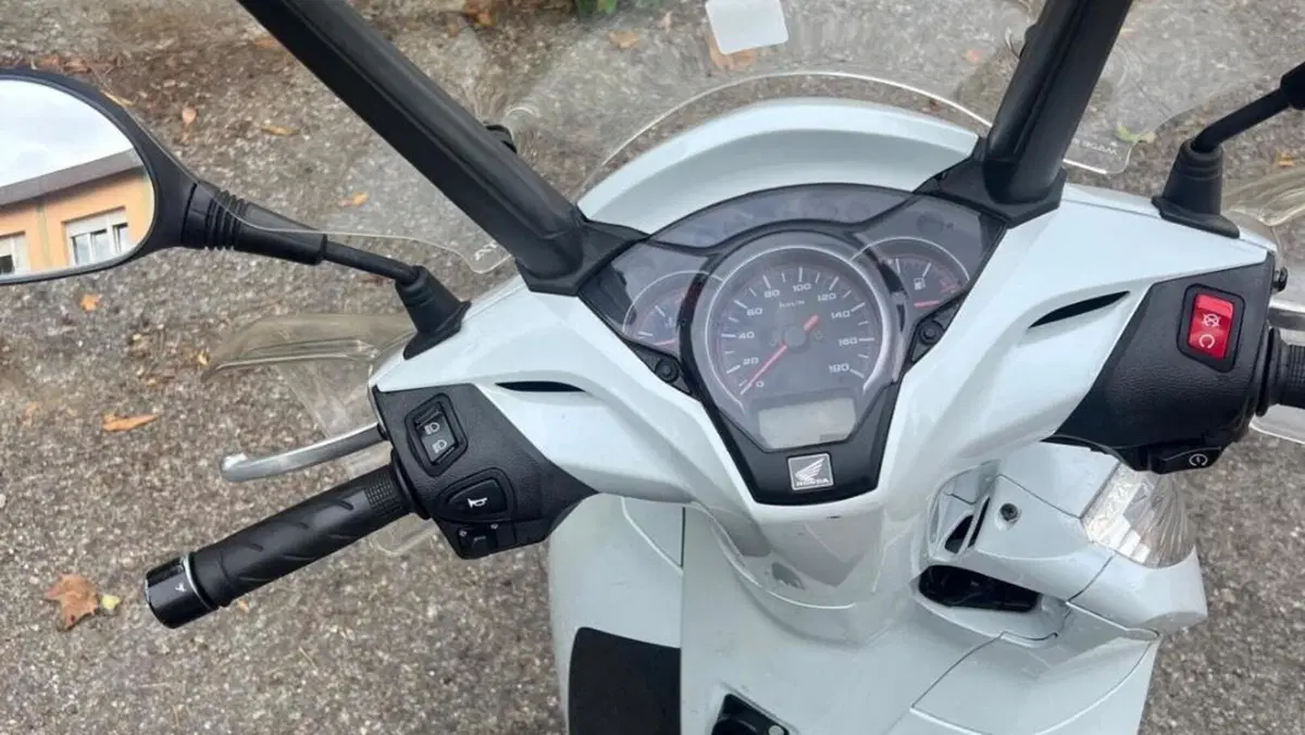 Honda SH 300 i Sport ABS (2018 - 20)  (4)