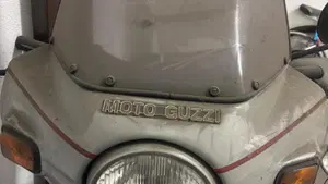 Moto Guzzi   (2)