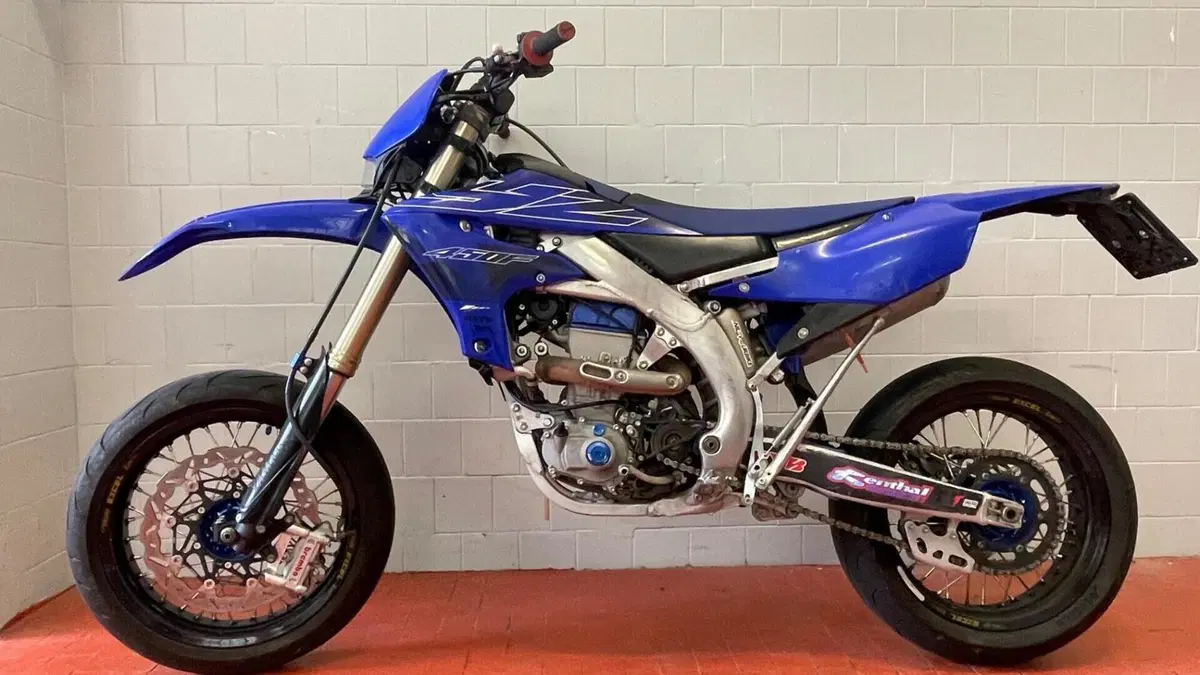 Yamaha YZ 450 F (2022)  (8)