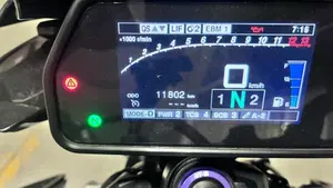 Yamaha MT-10 SP (2022 - 25)  (3)