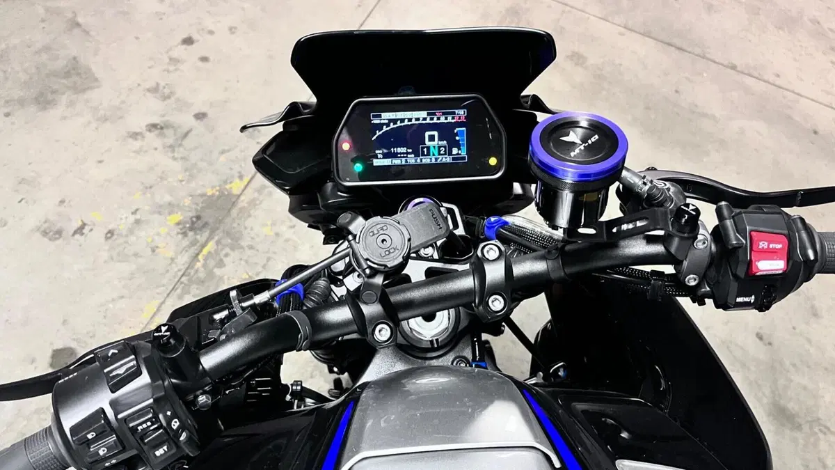 Yamaha MT-10 SP (2022 - 25)  (5)