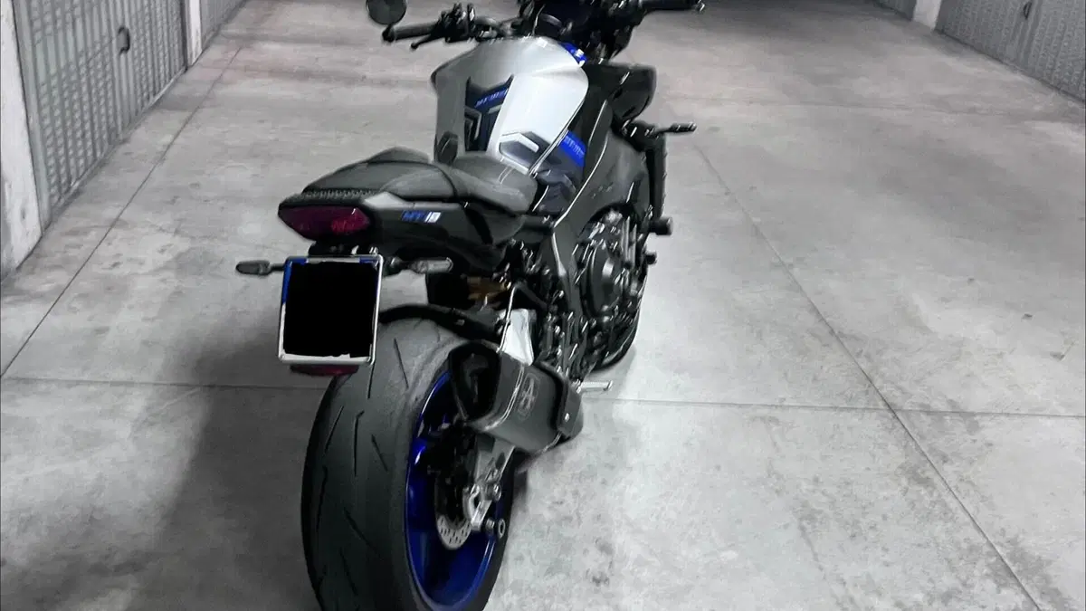 Yamaha MT-10 SP (2022 - 25)  (4)