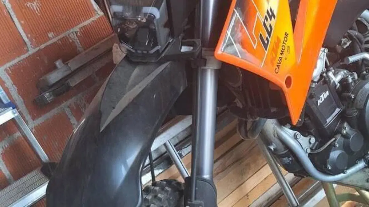 KTM LC4 640 Enduro (2002)  (2)