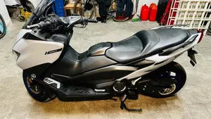 Yamaha T-Max 560 (2020 - 21)  (3)