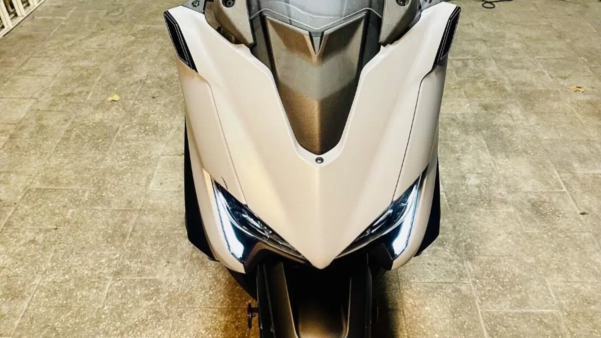 Yamaha T-Max 560 (2020 - 21)  (5)